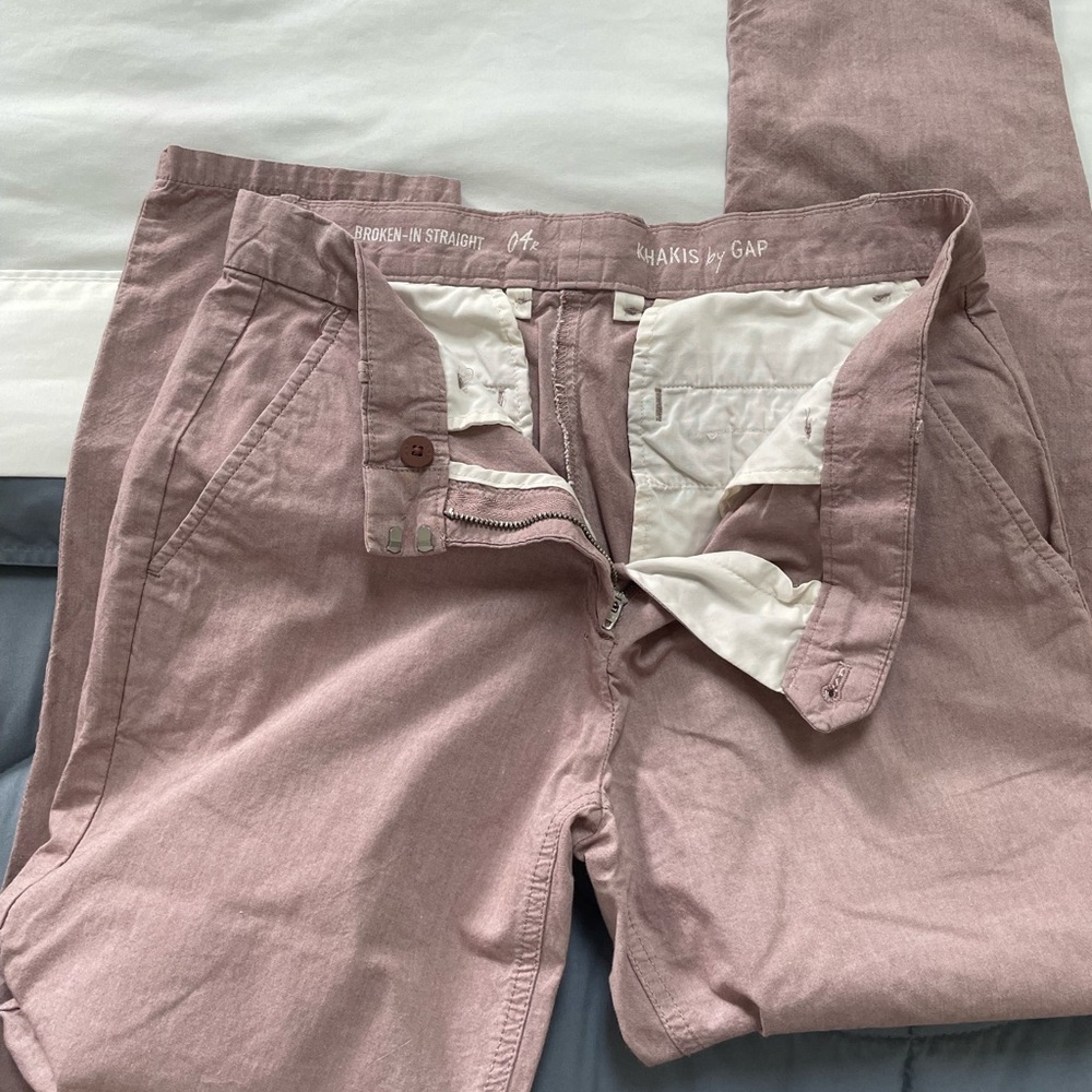 Gap khakis